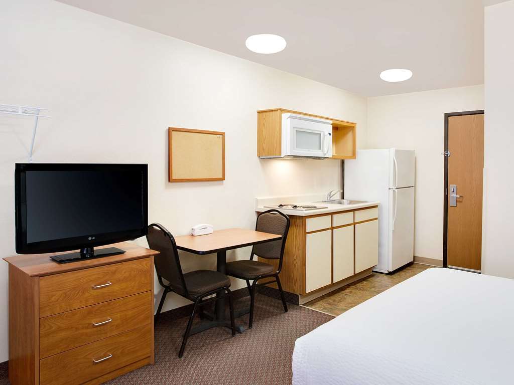 Woodspring Suites 포트웨인 객실 사진